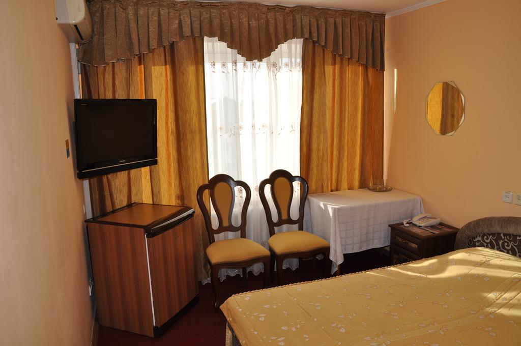 Hotel Cooperator Kiev Dış mekan fotoğraf